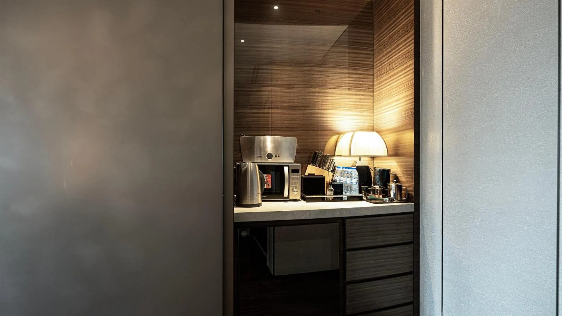 Armani Hotel Burj Khalifa 1 Bedroom Dubai 0*,