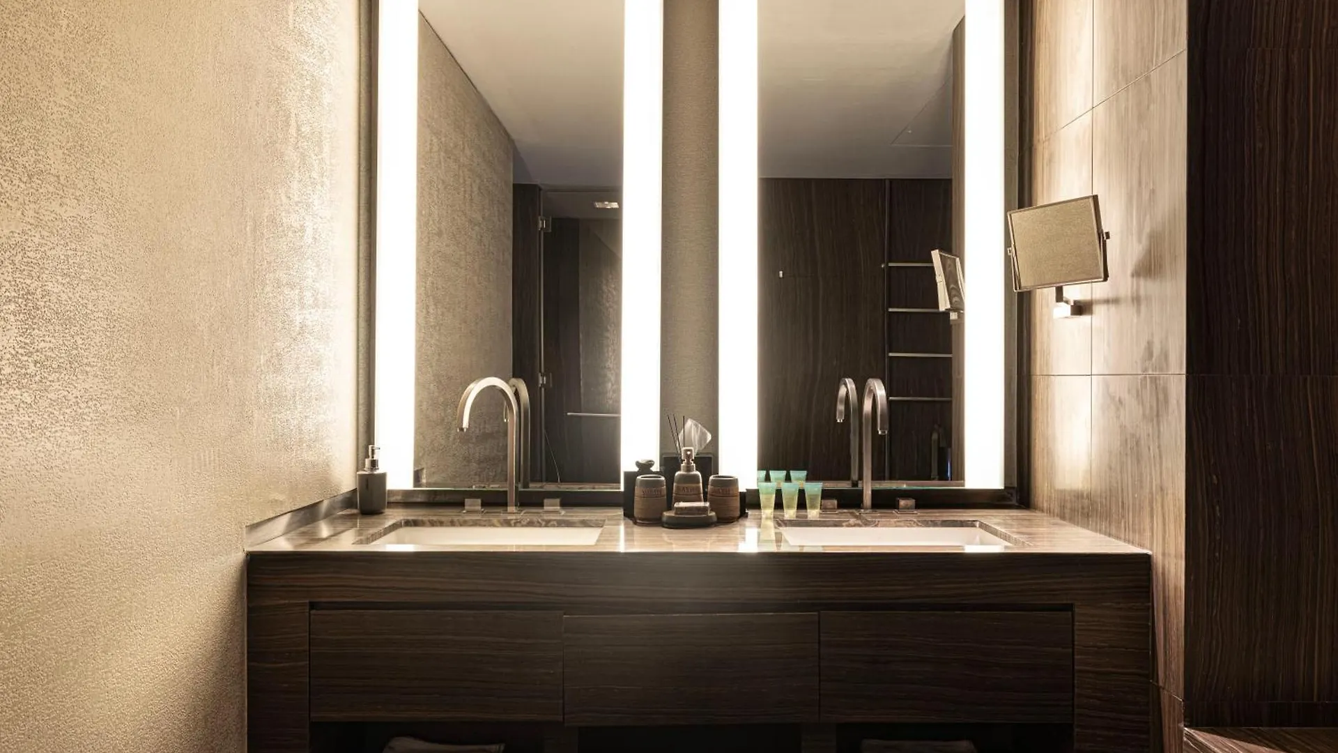 Armani Hotel Burj Khalifa 1 Bedroom Dubai United Arab Emirates